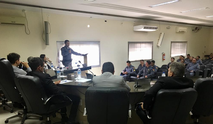 Em audi&ecirc;ncia na C&acirc;mara, Coronel da PM explana sobre causas de mortes em Confresa