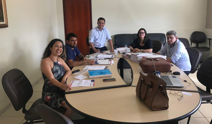 Membros da CPI &Aacute;guas de Confresa se re&uacute;nem para analisar defesa da concession&aacute;ria